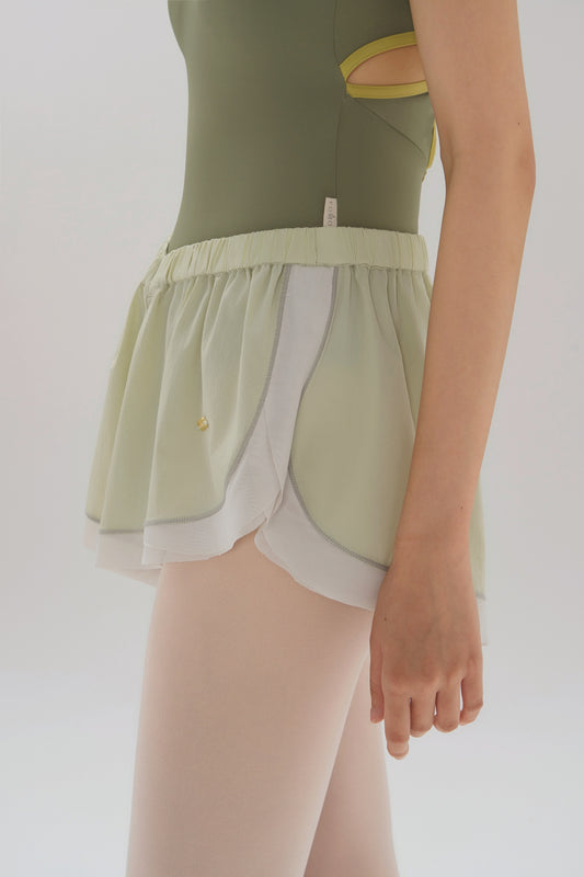 V‑Waist Breathable Double‑Layer Tulle Bias‑Cut Ballet Contemporary Shorts