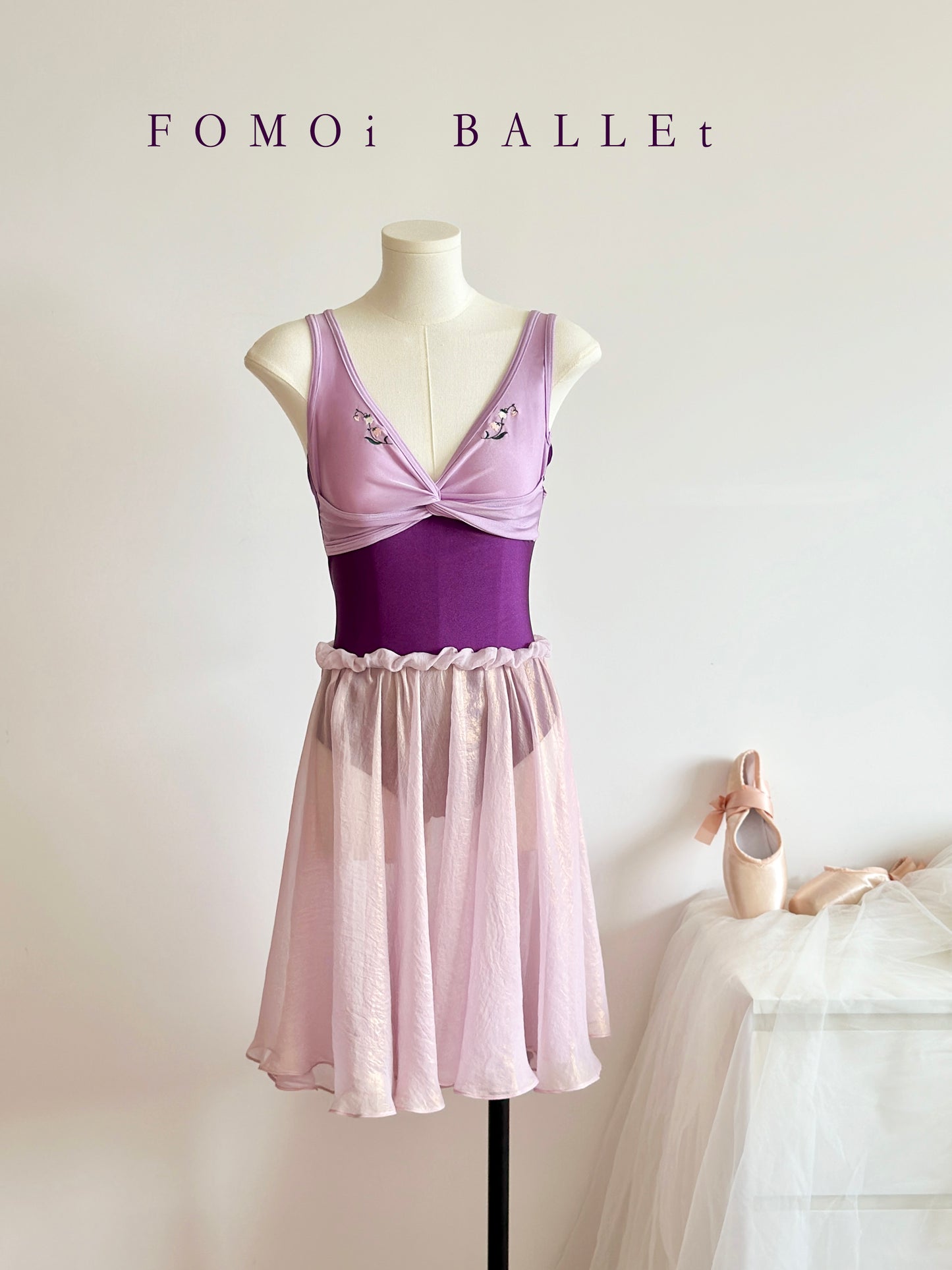 Ballet Leotard | Wound Structure With Floral Embroidery And Pearlescent Fabric