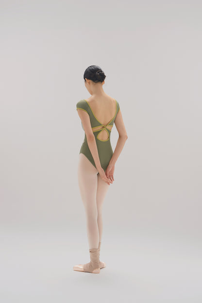 Ballet Leotard | Wrap-Structured Back, Contrast Binding & Raglan Short Sleeves
