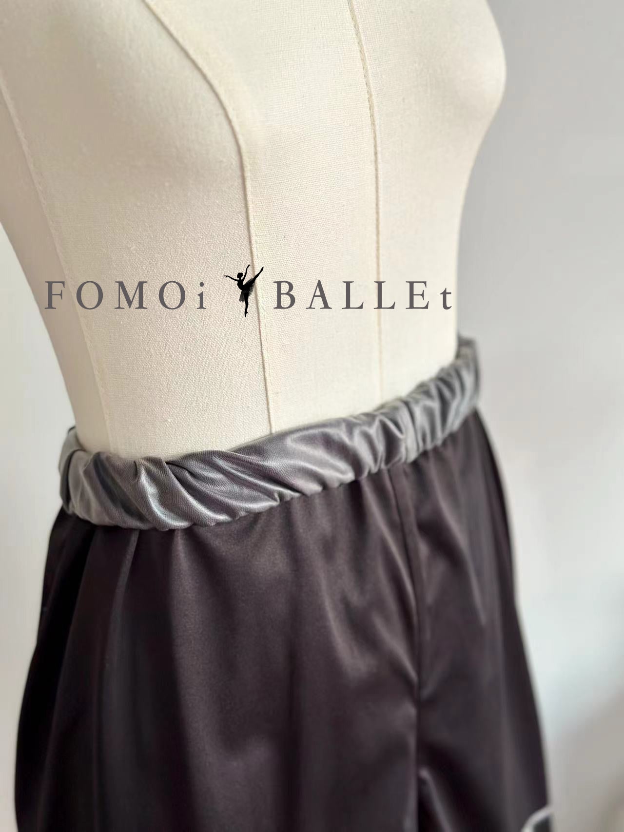 2024f/w成人 Dance Pants | Drawstring Waist & Ankles Elastic Fiber Warm-up Pants