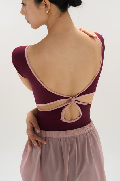 Ballet Leotard | Wrap-Structured Back, Contrast Binding & Raglan Short Sleeves