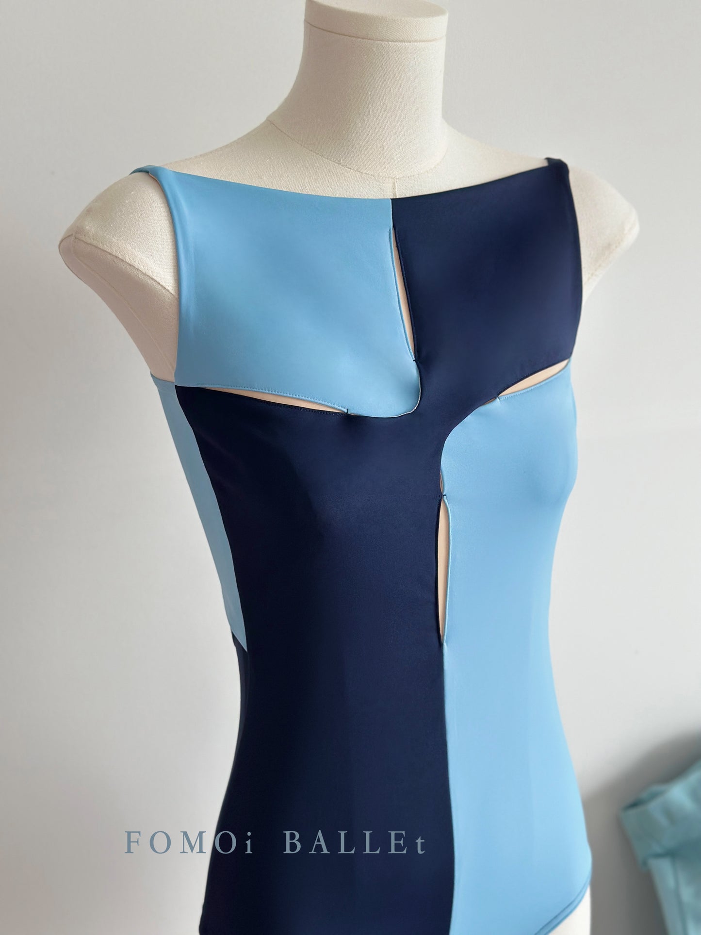 Ballet Leotard | Blush V-Neck Racerback with Pinch Design