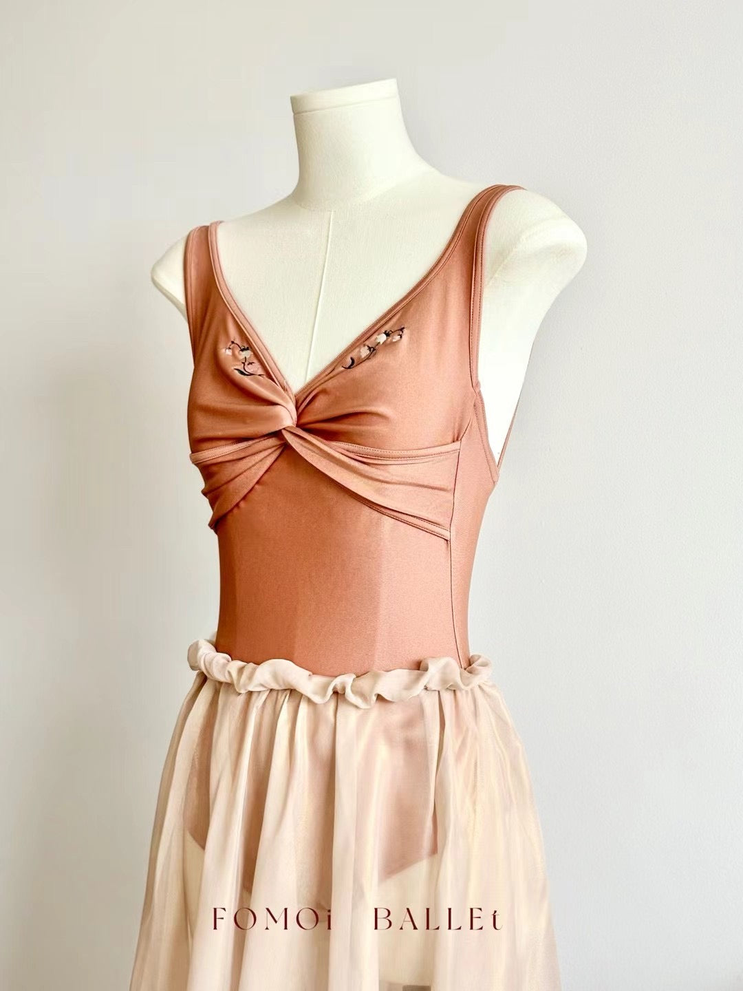 Ballet Leotard | Wound Structure With Floral Embroidery And Pearlescent Fabric